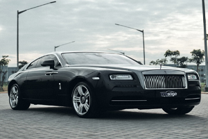 Rolls Royce Wraith Grey-Silver (Two Tone) on Brown-Wood